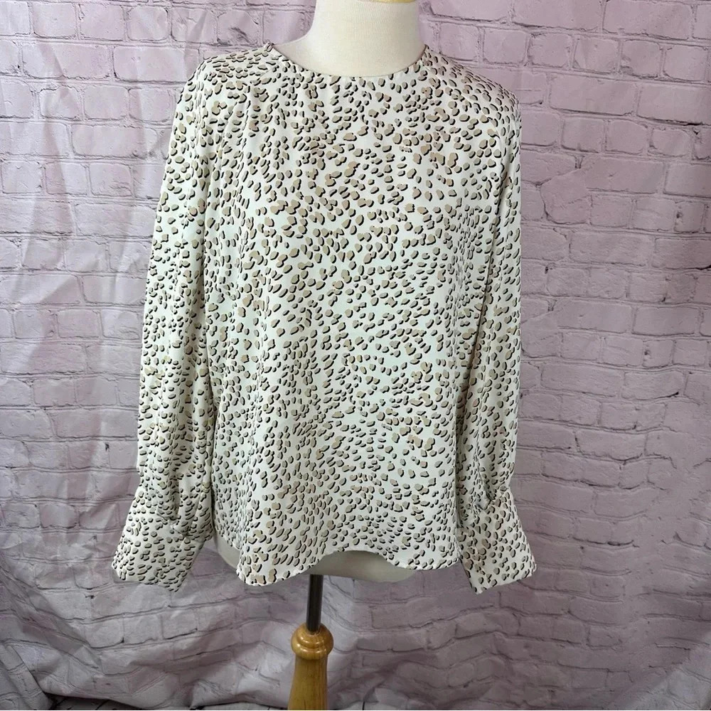 express peasant blouse leopard print long sleeve sz medium office neutral